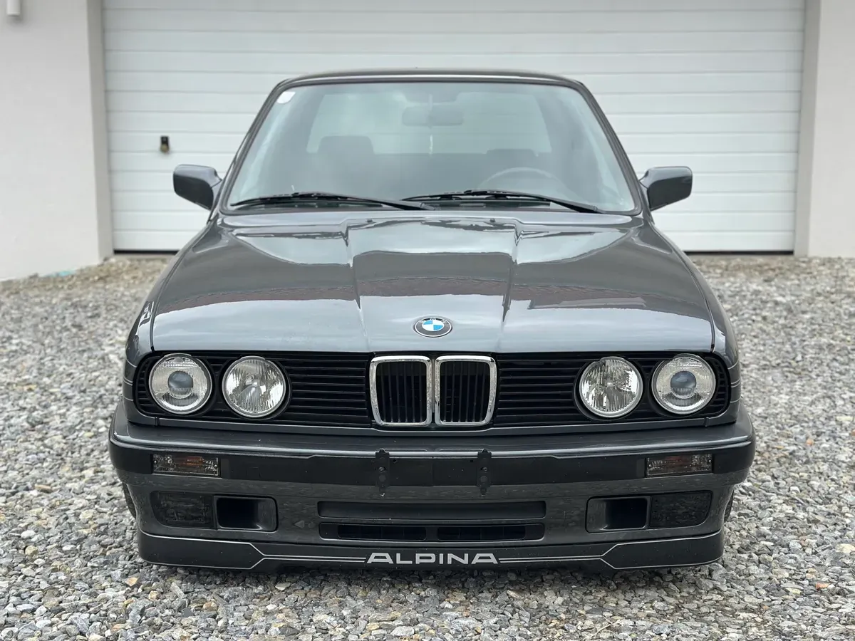 BMW 3 Series 1990 photo 3