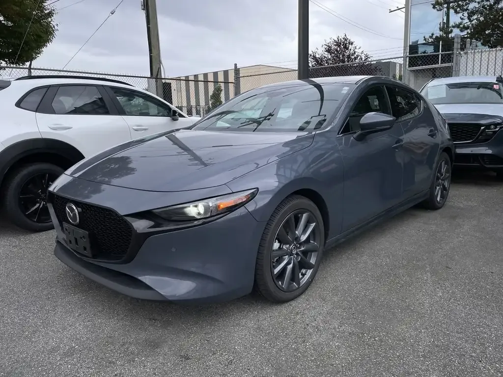 Mazda 3 2025 photo 2