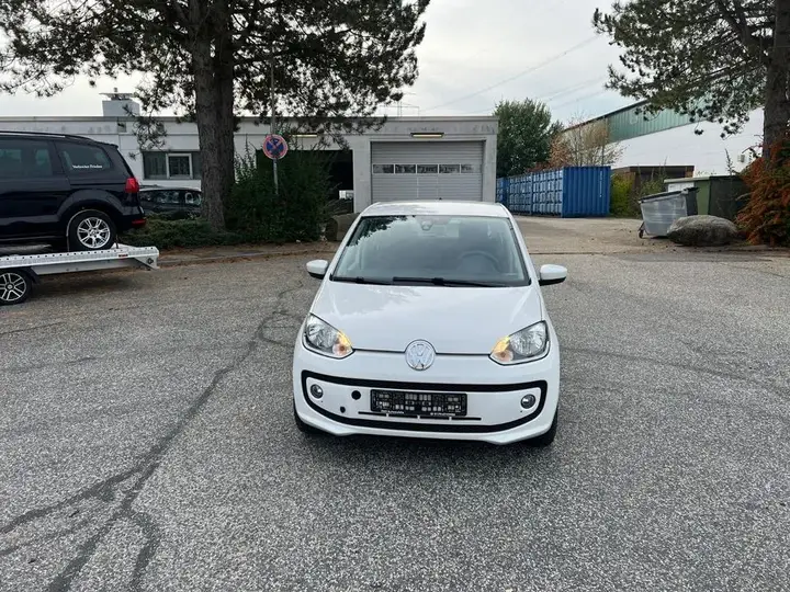 Volkswagen Up