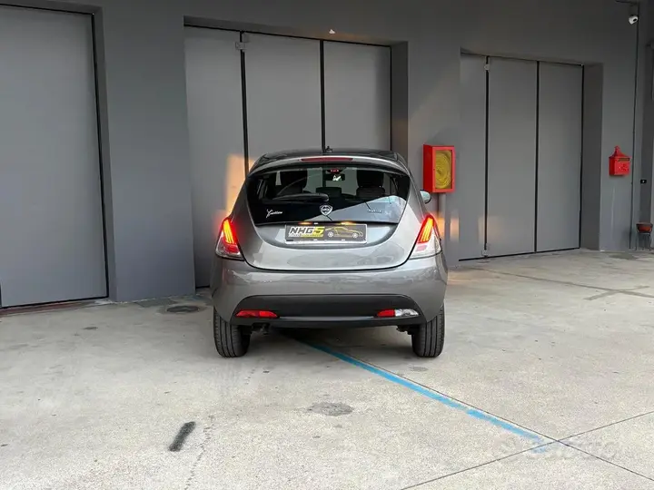 Lancia Ypsilon 2022 photo 5