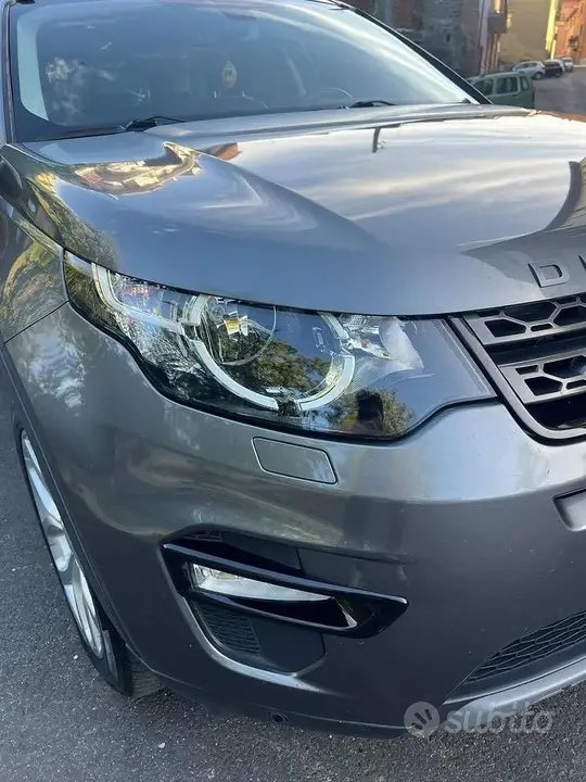Land Rover Discovery 2018 photo 3