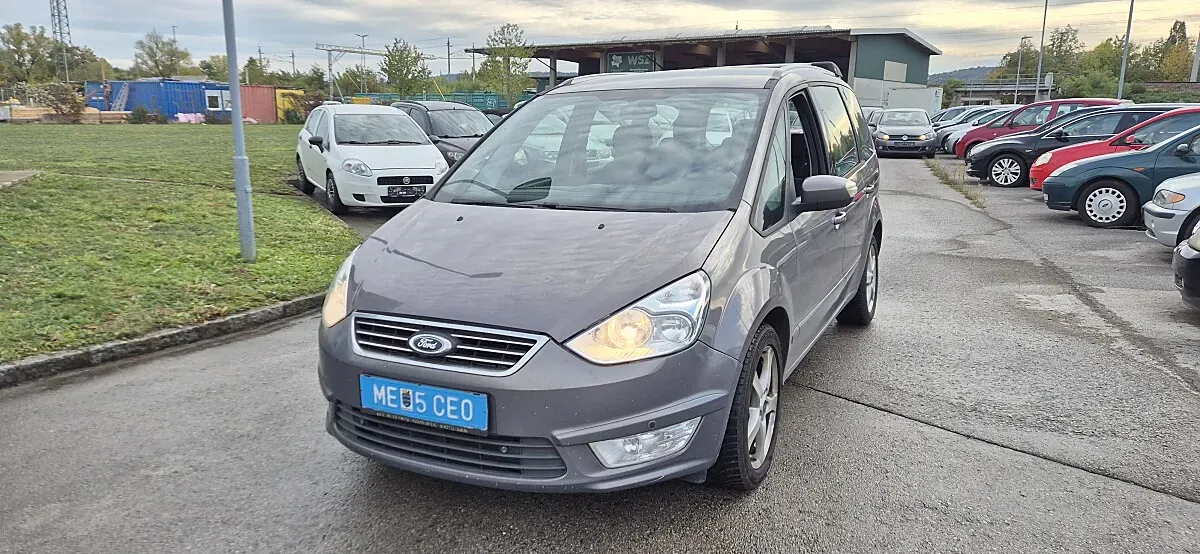 Ford Galaxy 2013 photo 2