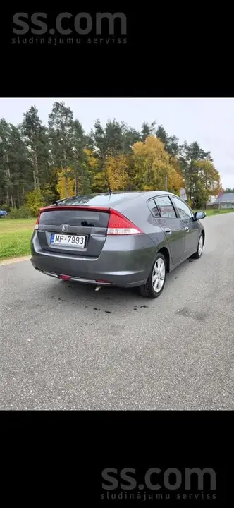 Honda Insight 2010 photo 2