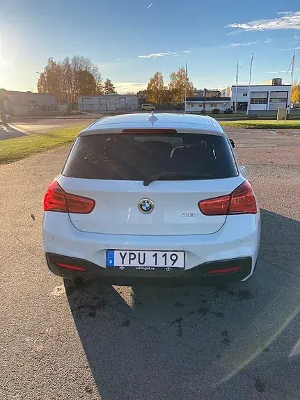 BMW 118I 2018 photo 4