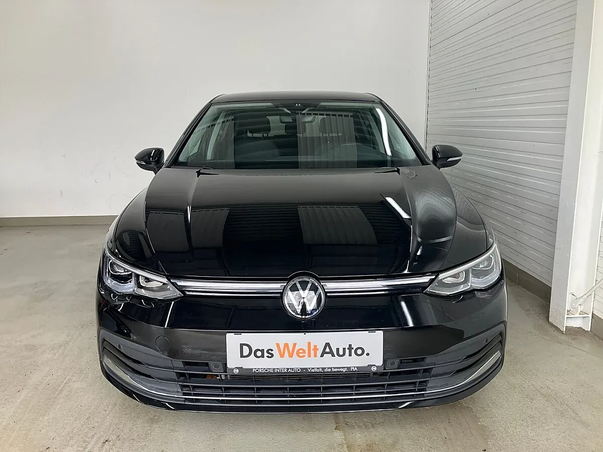 Volkswagen Golf 2024 photo 2