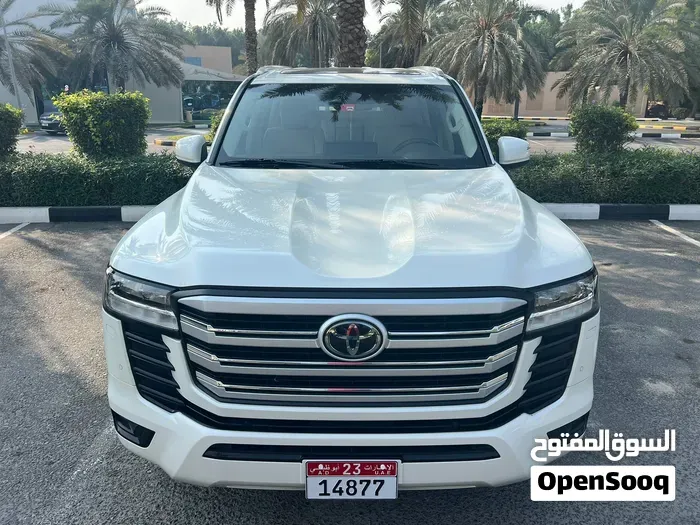 Toyota Land Cruiser 2022 photo 3