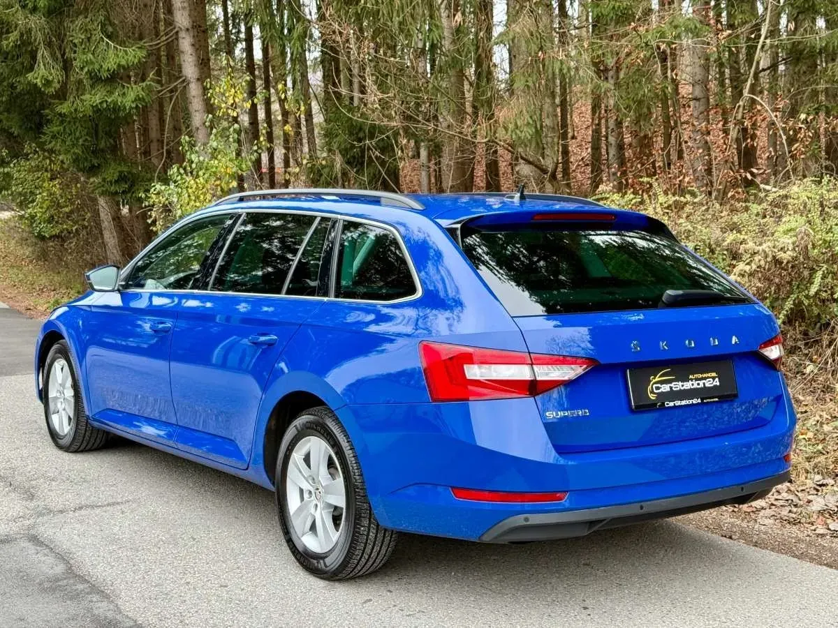 Skoda Superb 2022 photo 3