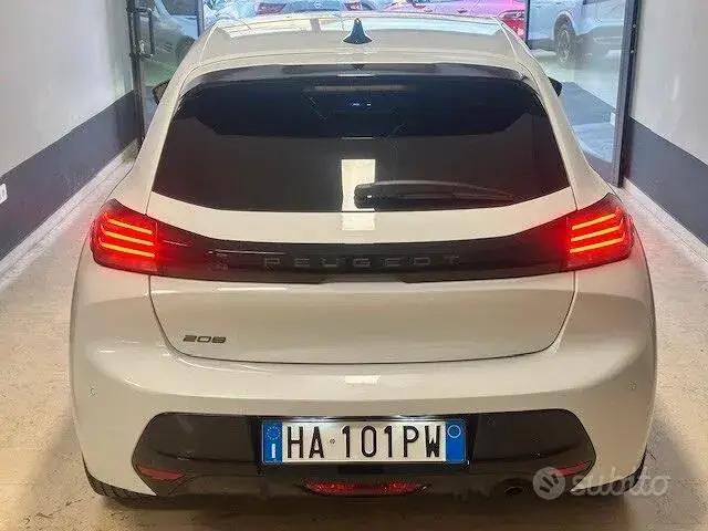 Peugeot 208 2025 photo 5