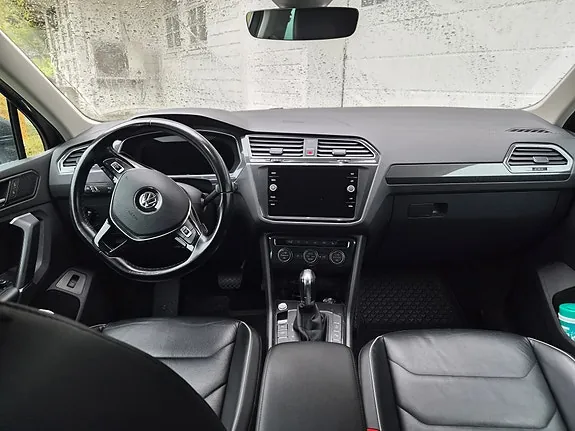 Volkswagen Tiguan 2018 photo 2