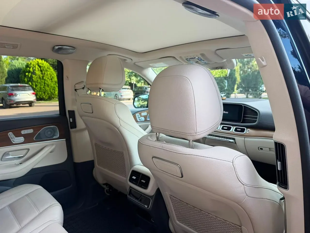 Mercedes-Benz Gls-Class 2020 photo 4