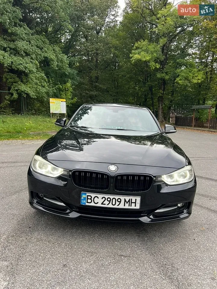 BMW 3 Series 2013 photo 3