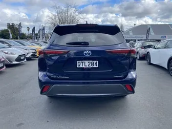 Toyota Highlander 2024 photo 4