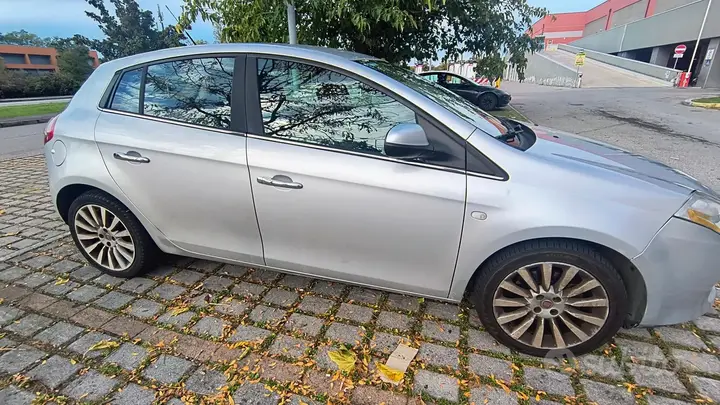Fiat Bravo 2009 photo 2