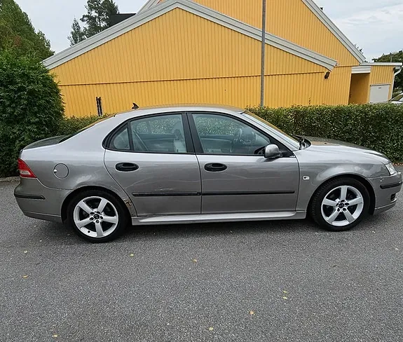 Saab 9-3 2004 photo 5