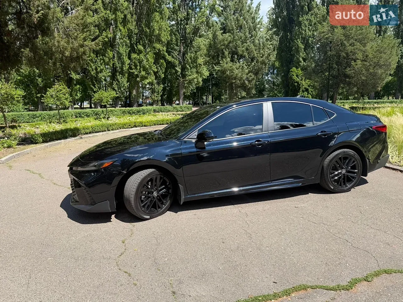 Toyota Camry 2025 photo 4