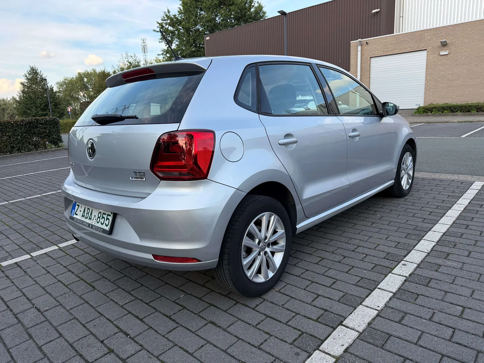Volkswagen Polo 2015 photo 4
