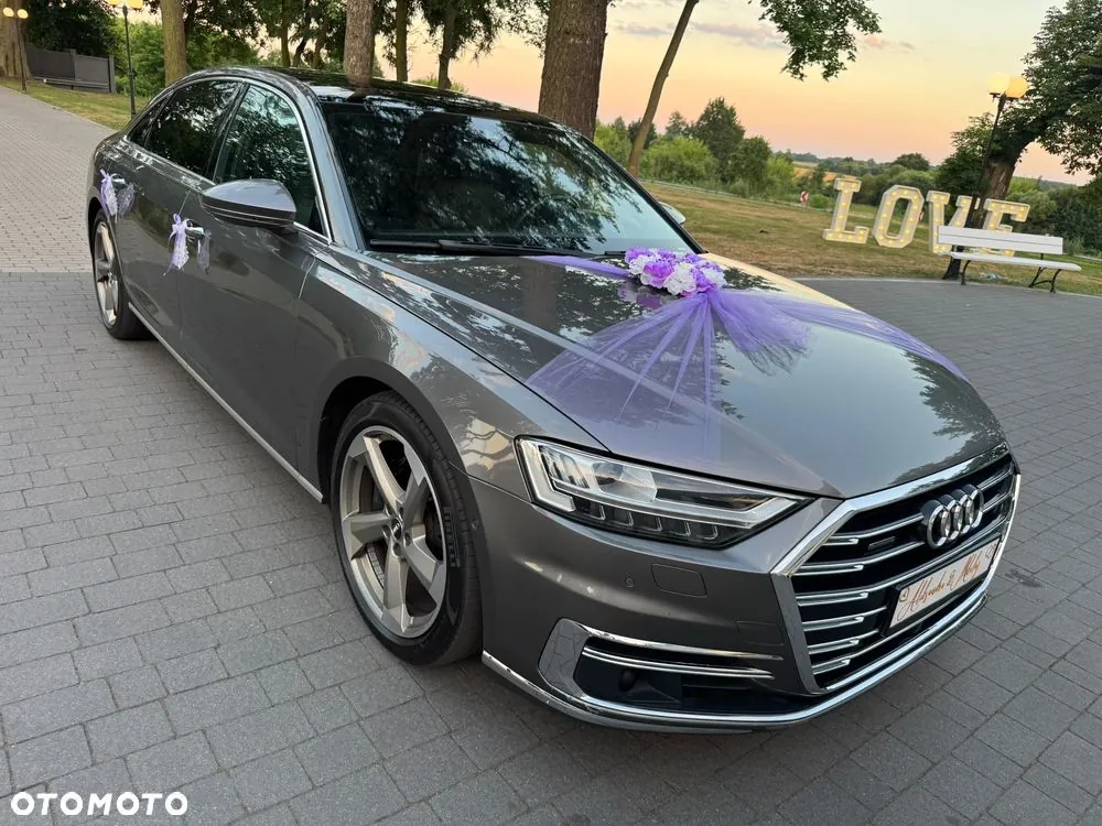 Audi A8 2018 photo 2