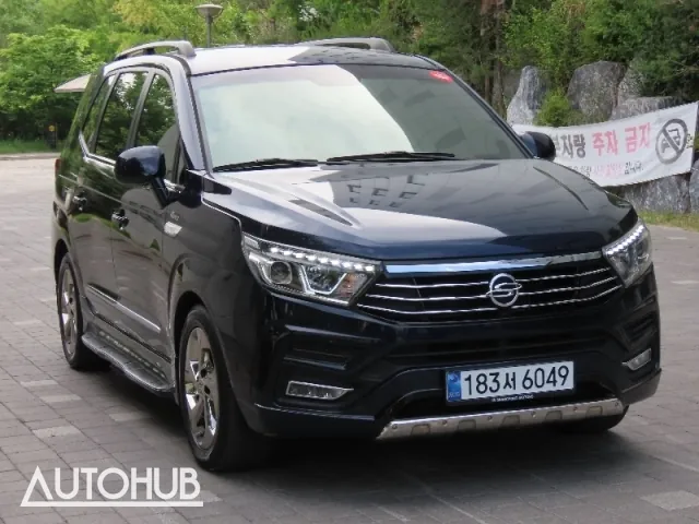 KG Mobility Korando Turismo 2018 photo 2