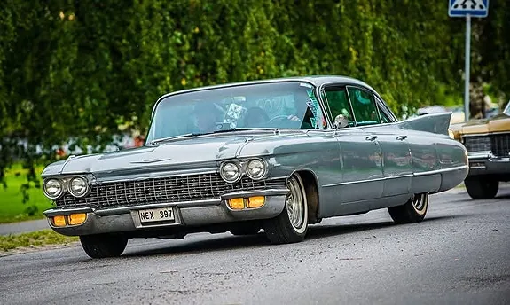 Cadillac Deville