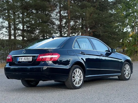 Mercedes-Benz E200 2012 photo 5