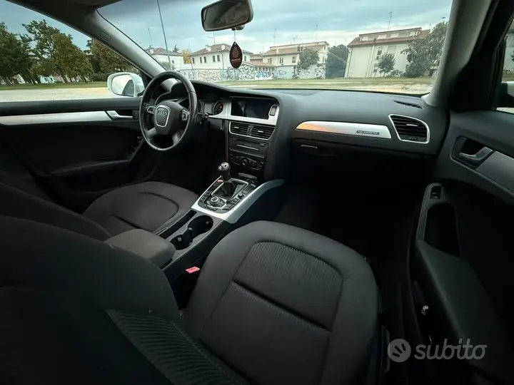 Audi A4 Avant 2009 photo 5