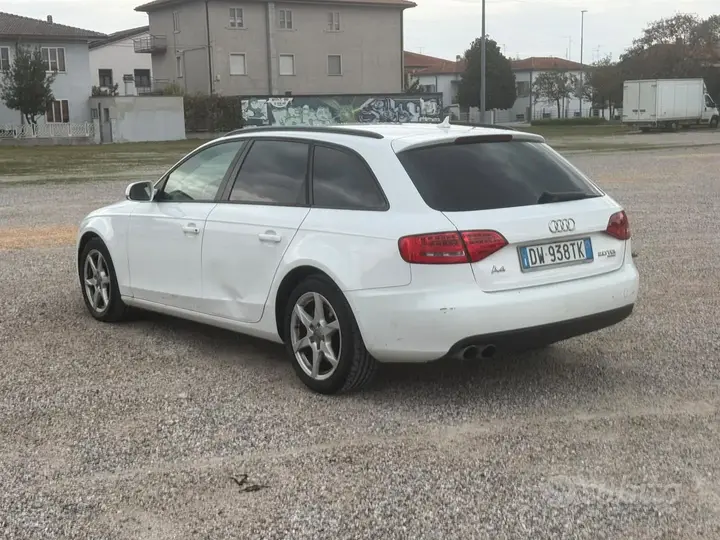 Audi A4 Avant 2009 photo 3