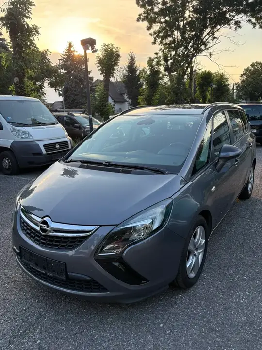 Opel Zafira Tourer