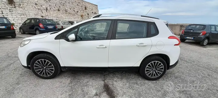 Peugeot 2008 2016 photo 2