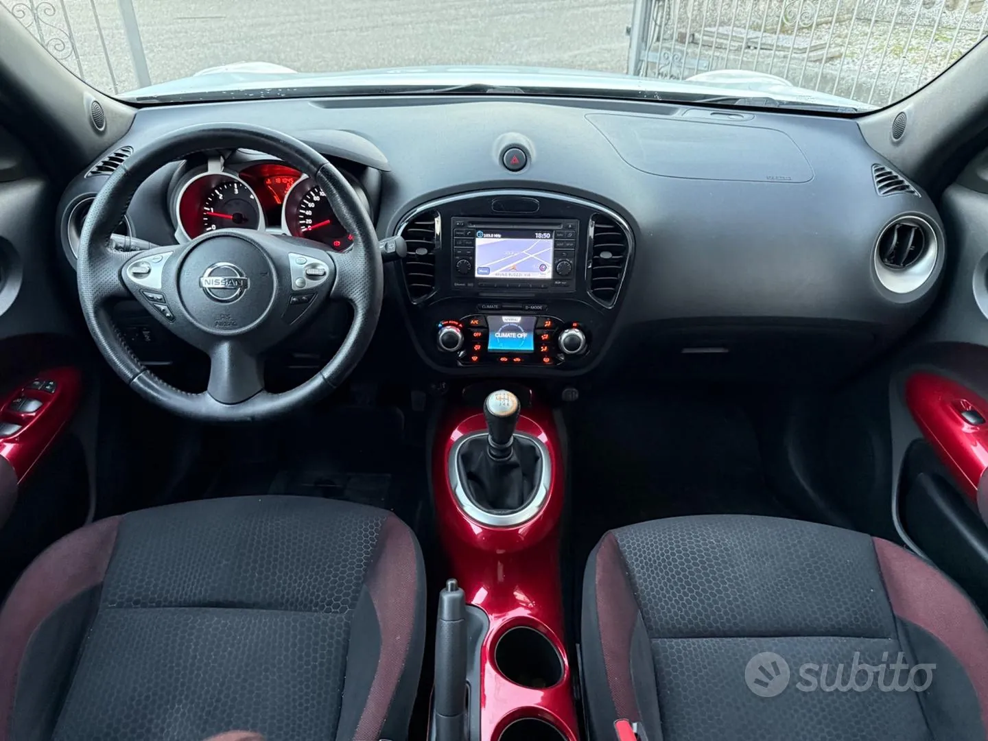 Nissan Juke 2011 photo 3