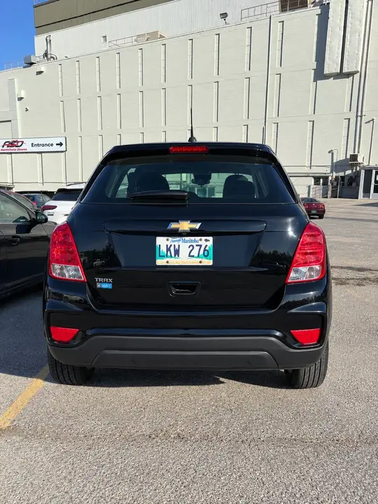 Chevrolet Trax 2017 photo 2