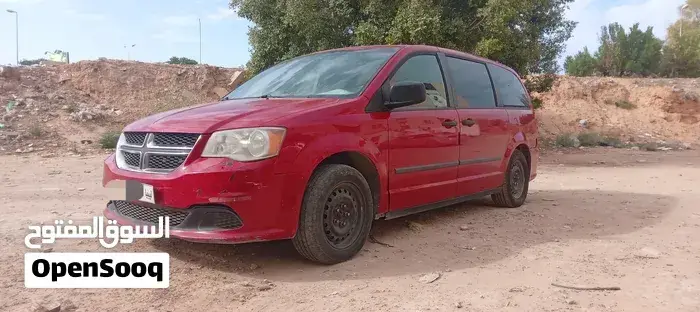 Dodge Caravan 2012 photo 2