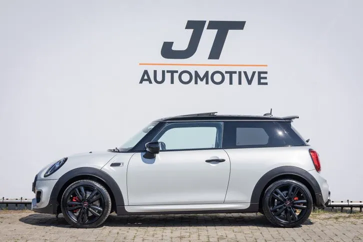 Mini Cooper S 2021 photo 2
