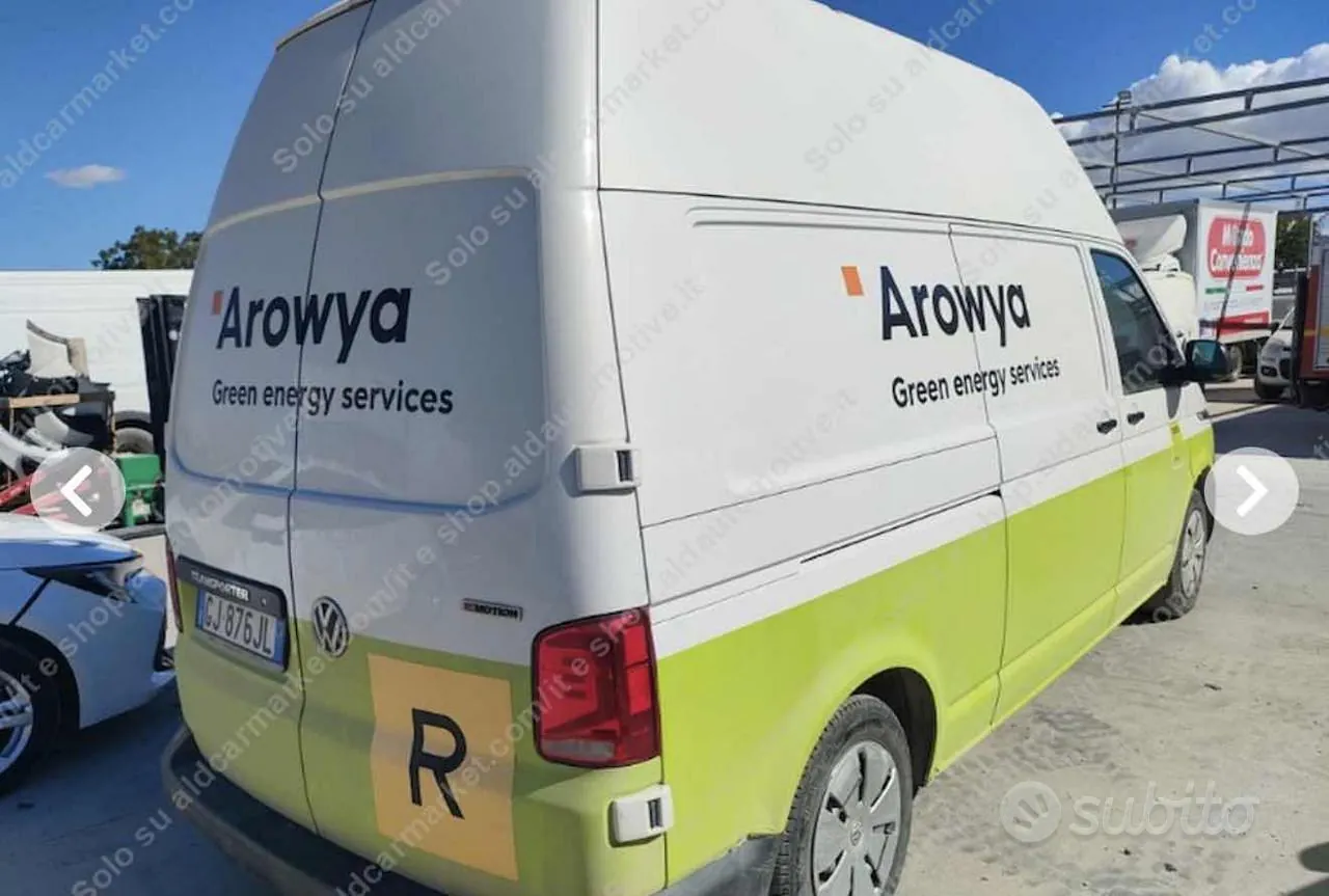 Volkswagen Transporter 2022 photo 3
