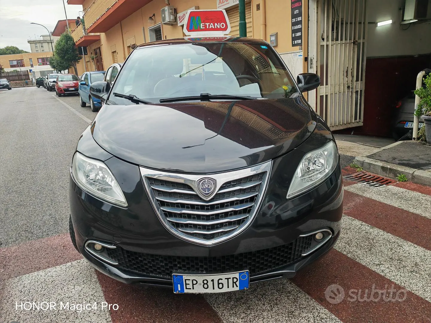 Lancia Ypsilon