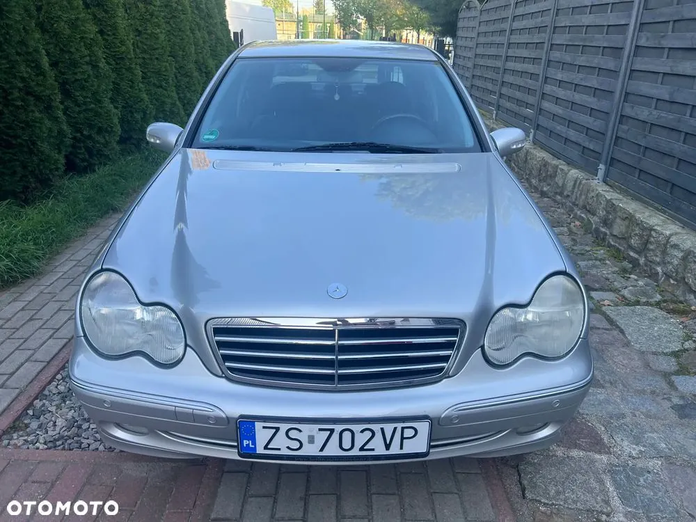 Mercedes-Benz C-Class 2002 photo 5