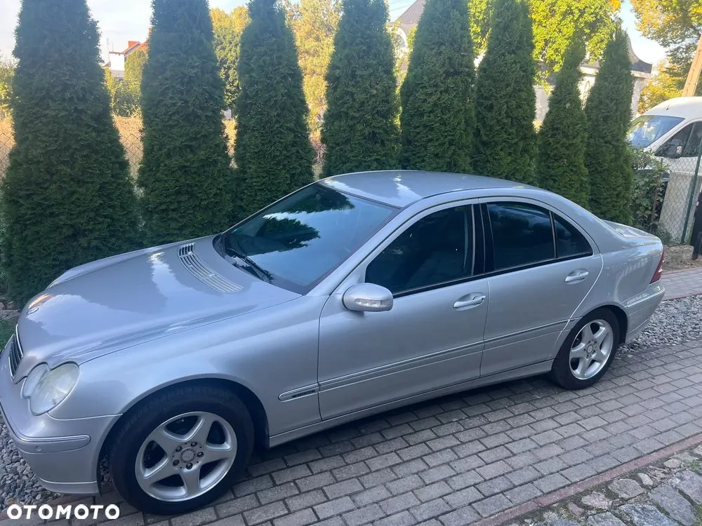 Mercedes-Benz C-Class 2002 photo 4