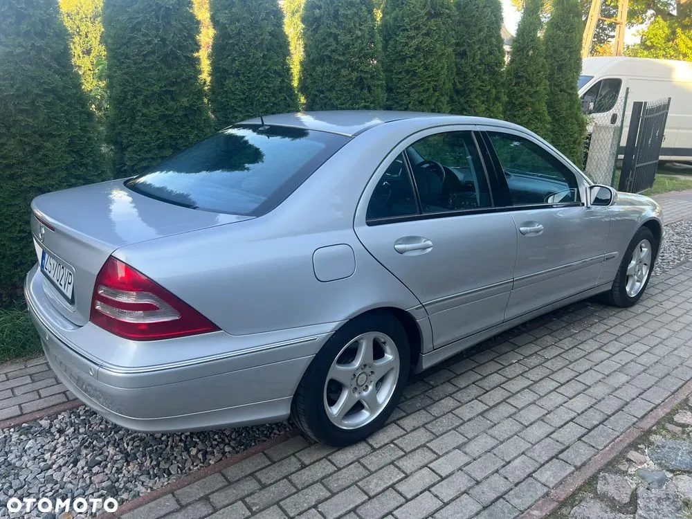 Mercedes-Benz C-Class 2002 photo 3