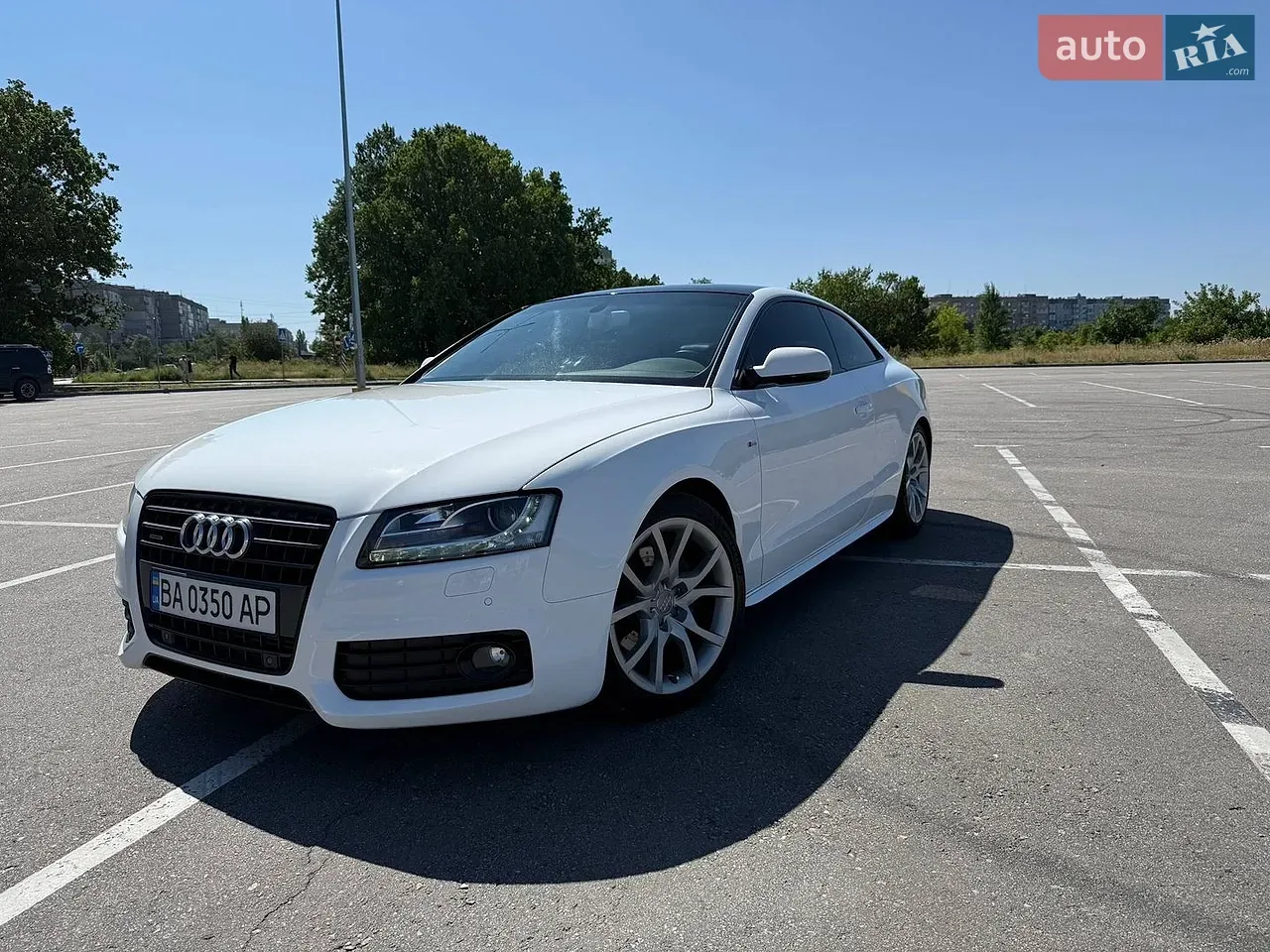 Audi A5 2011 photo 2