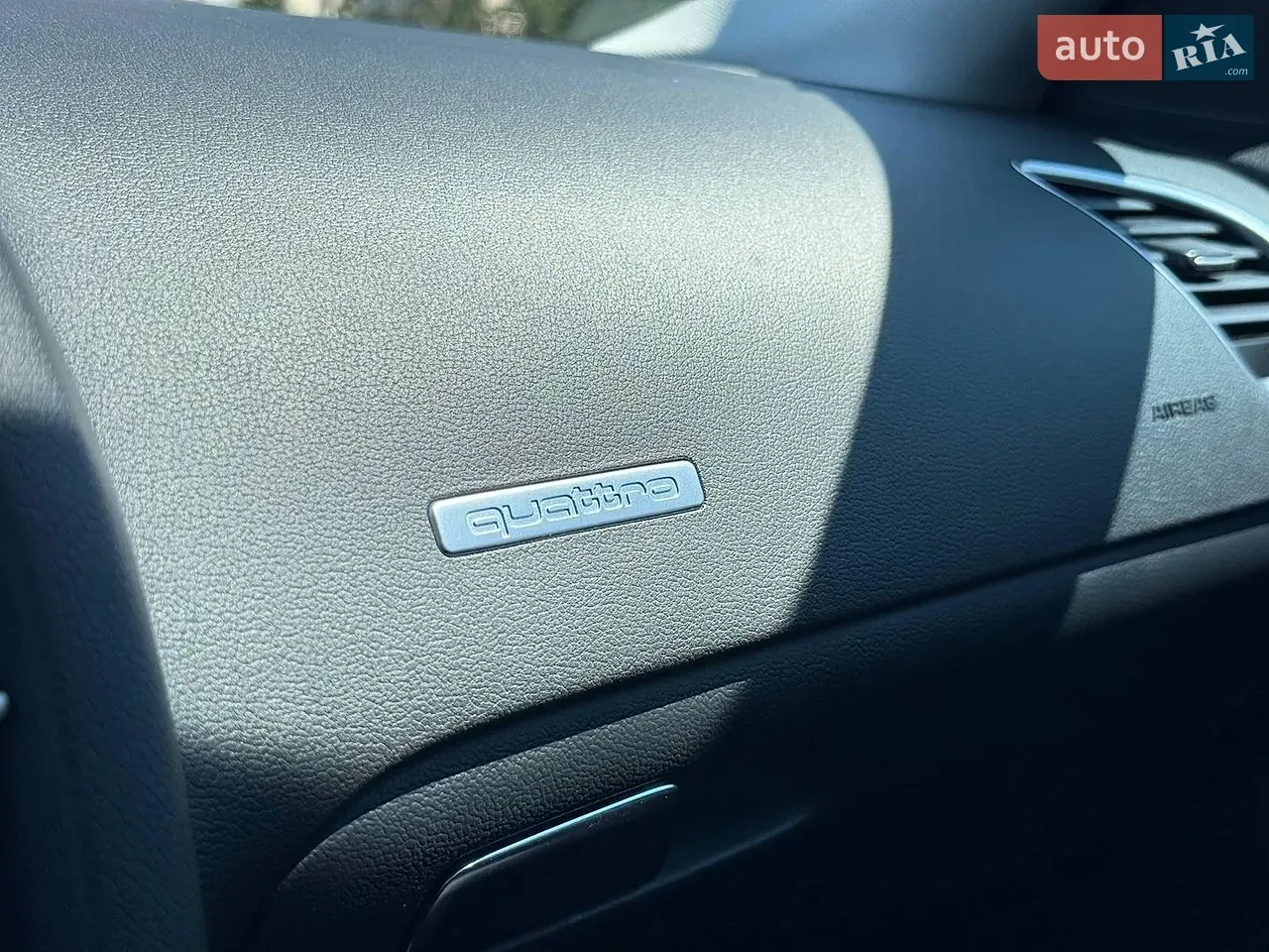 Audi A5 2011 photo 4