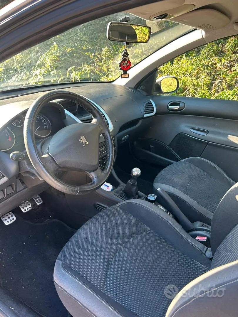 Peugeot 206 2009 photo 4