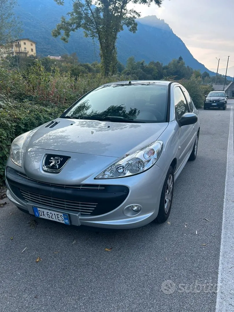 Peugeot 206