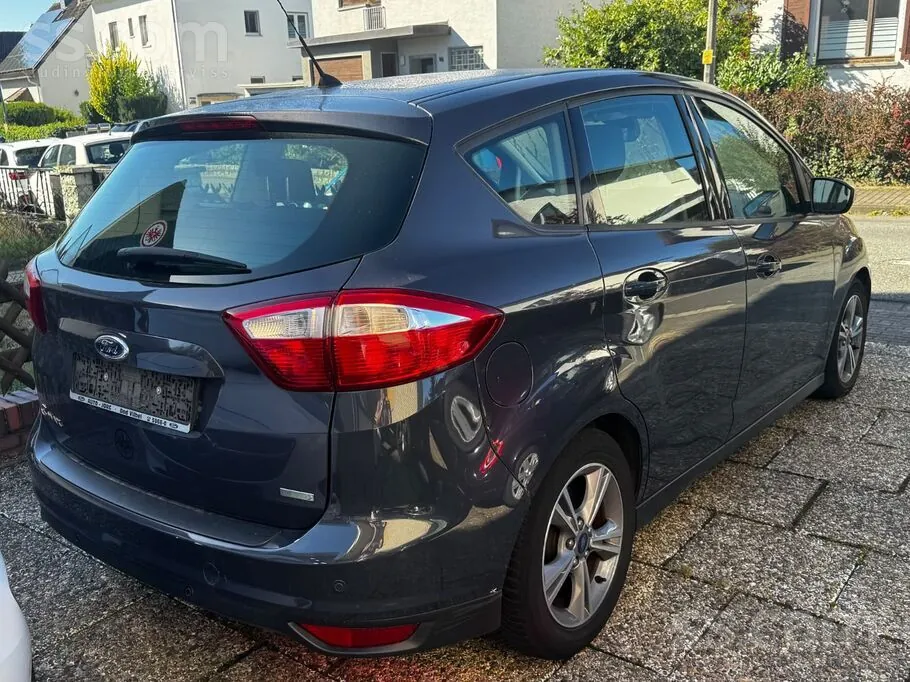 Ford C-Max 2015 photo 4