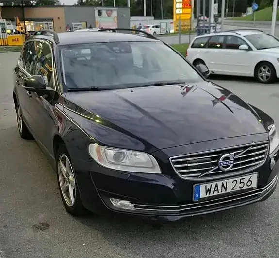 Volvo V70 2016 photo 2