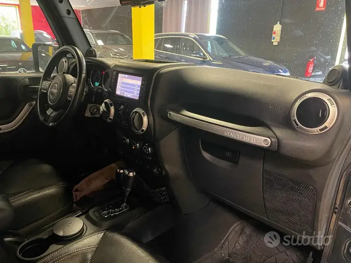 Jeep Wrangler Unlimited 2014 photo 5