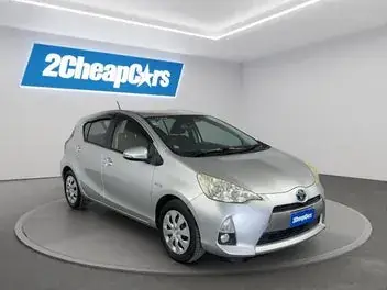 Toyota Aqua 2012 photo 4