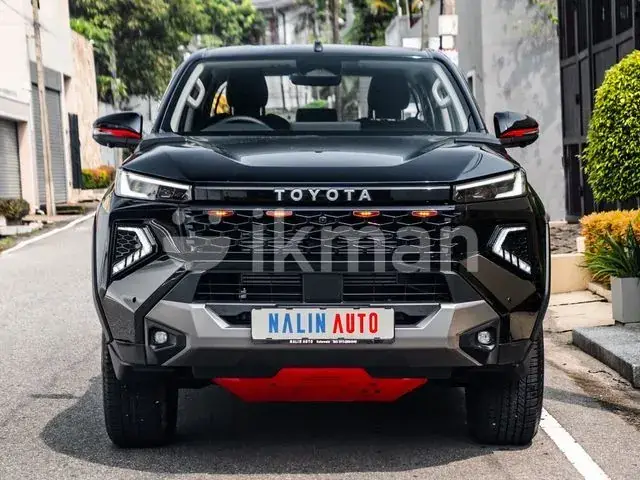 Toyota Hilux 2026 photo 2