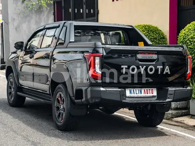 Toyota Hilux 2026 photo 4