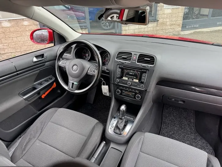 Volkswagen Golf Variant 2012 photo 2