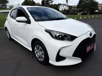 Toyota Yaris 2021 photo 3