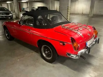 MG B 1976 photo 3